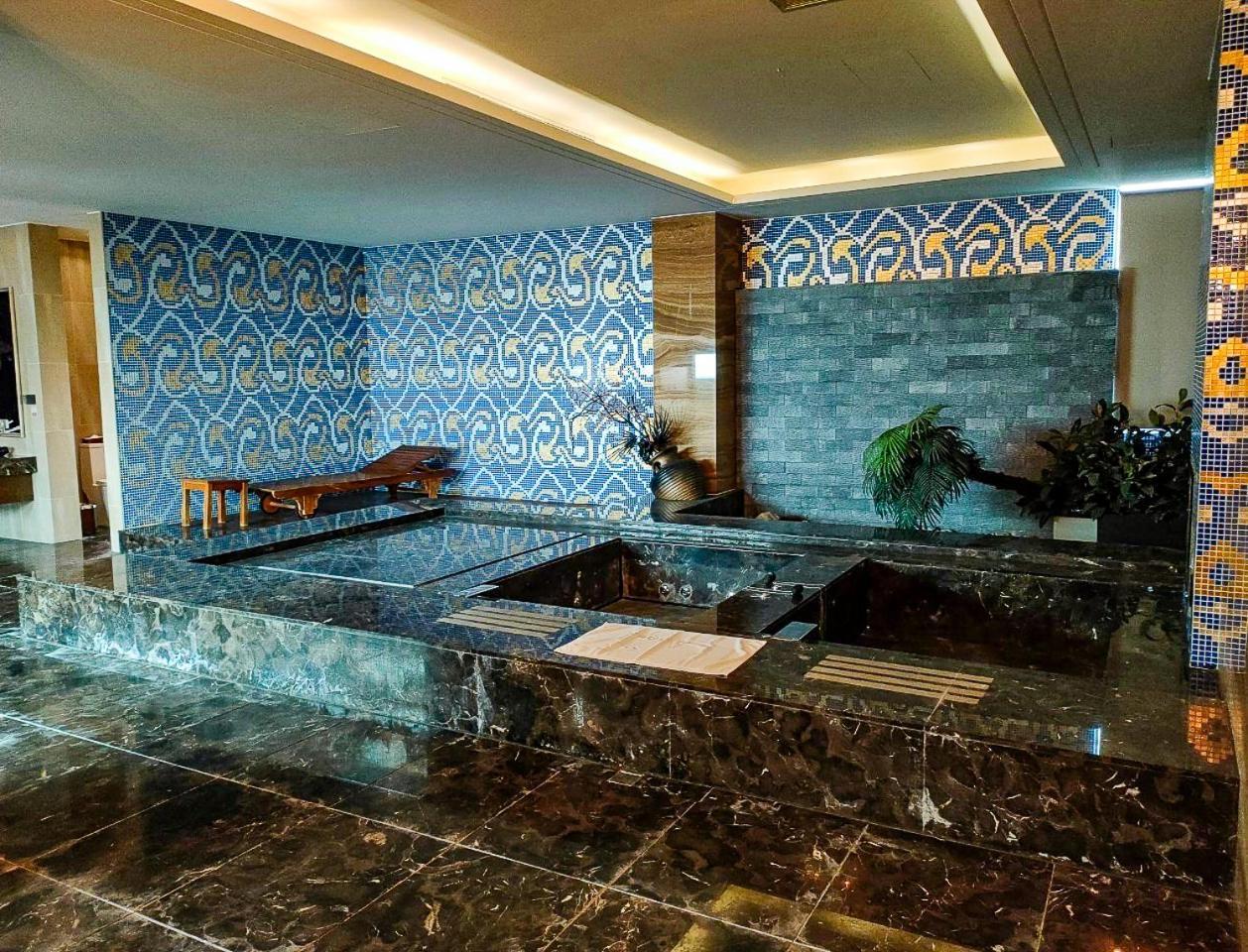 All-Ur Boutique Motel - Taichung Branch Bagian luar foto